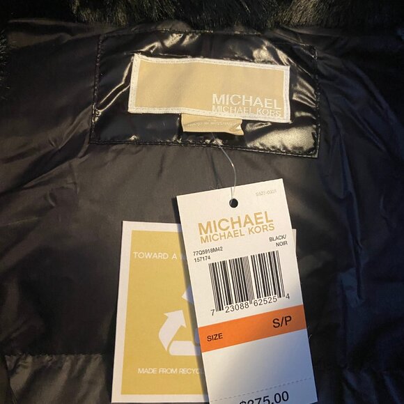 BNWT MICHAEL KORS Faux Fur Trim Quilted Nylon Puffer Jacket - Picture 6 of 8